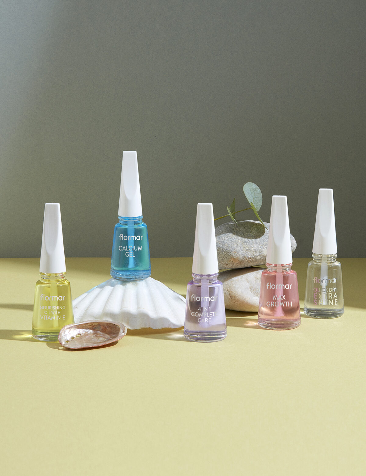 مجموعة العناية الكاملة 4*1 من فلومار - Flormar 4 in 1 Complete Care